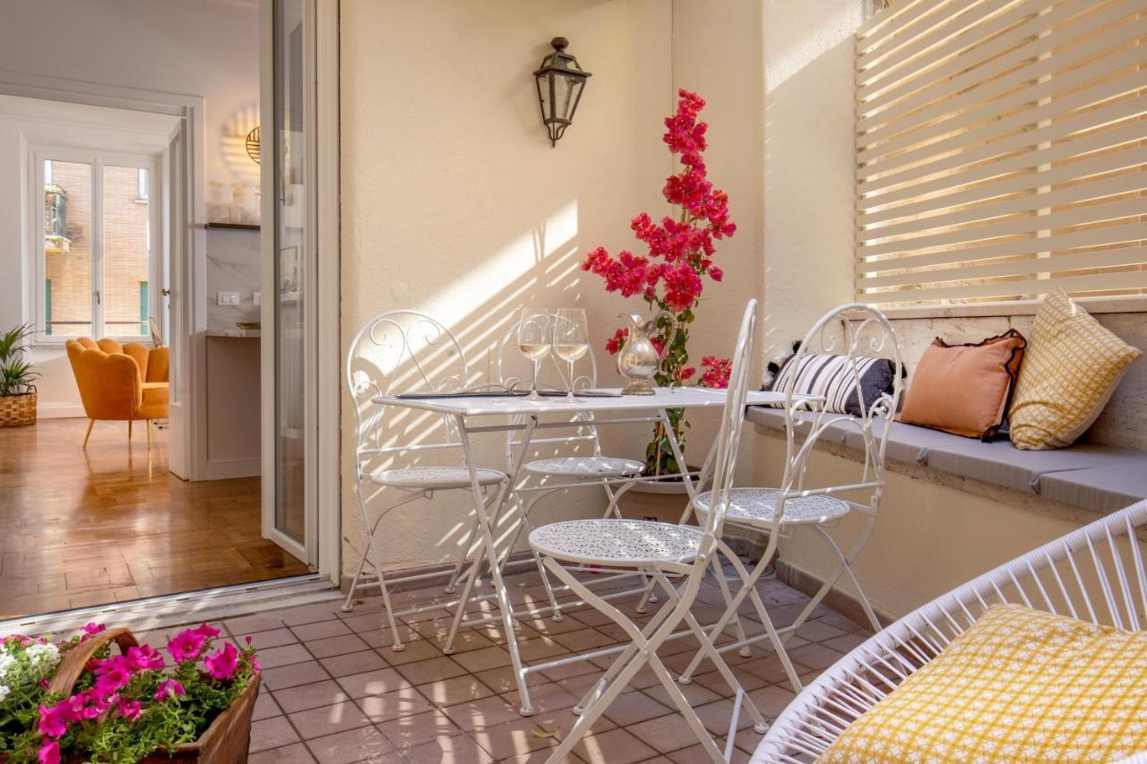 Casavignoni Luxury Apartment Near To Spanish Step โรม ภายนอก รูปภาพ
